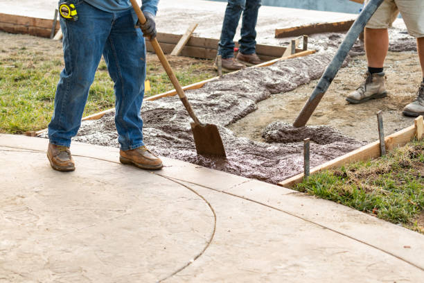 Best Concrete Pool Decks in Castroville, TX